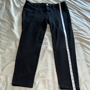 Super Stretch Black Jeggings